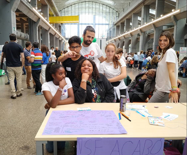 Brindis Solidario Protos - Distrito Joven: apoyo escolar y emprendimiento