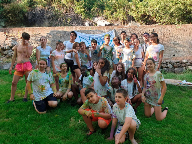 Brindis Solidario Protos - Escuela de Paz: Educando en convivencia