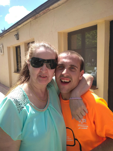 Brindis Solidario Protos - VIDA INDEPENDIENTE Y ASISTENTE PERSONAL